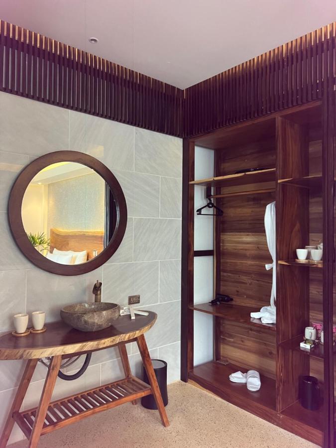 Minawa Kenhga Resort & Spa Ninh Bình Exteriör bild
